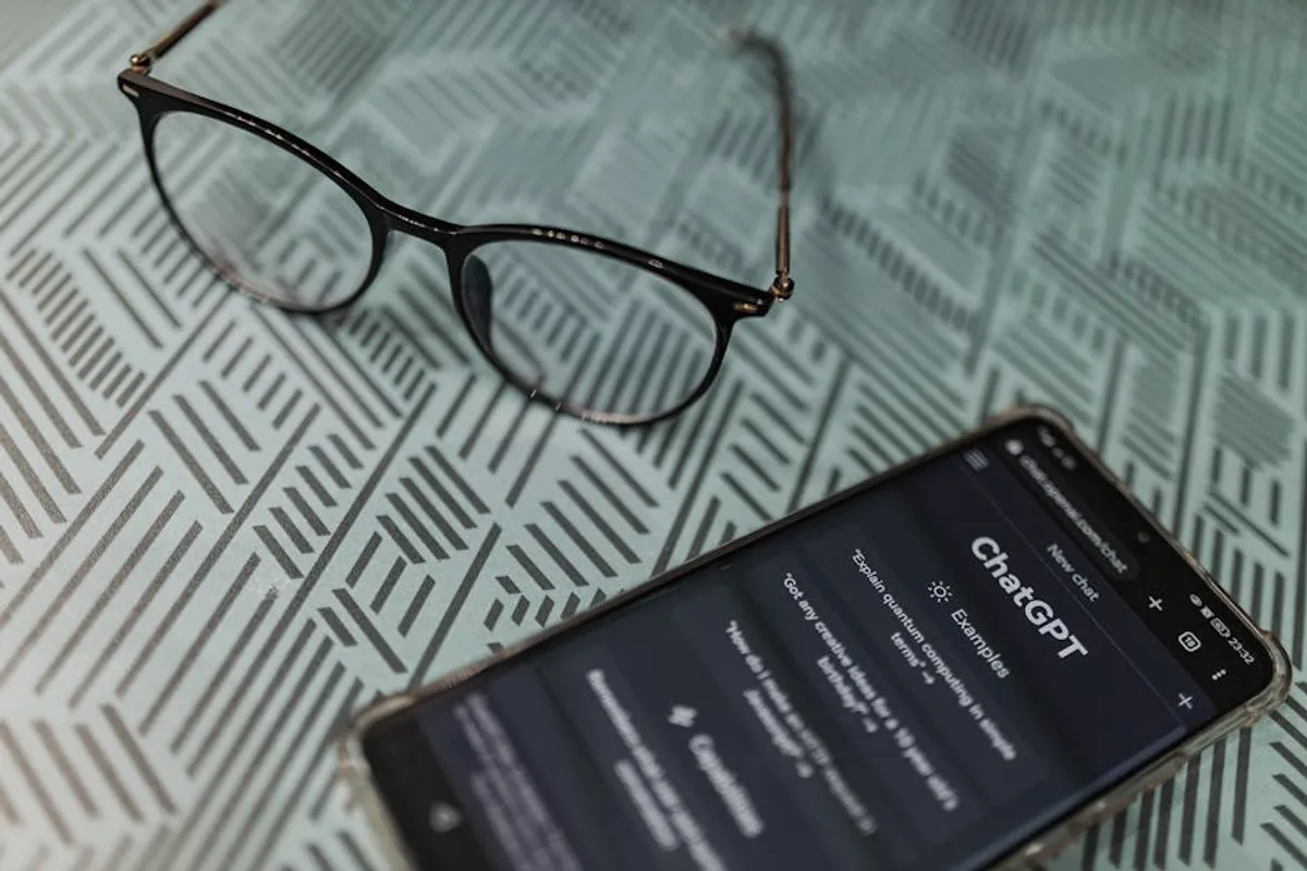 Best AI Chatbot Use Cases for Small Websites